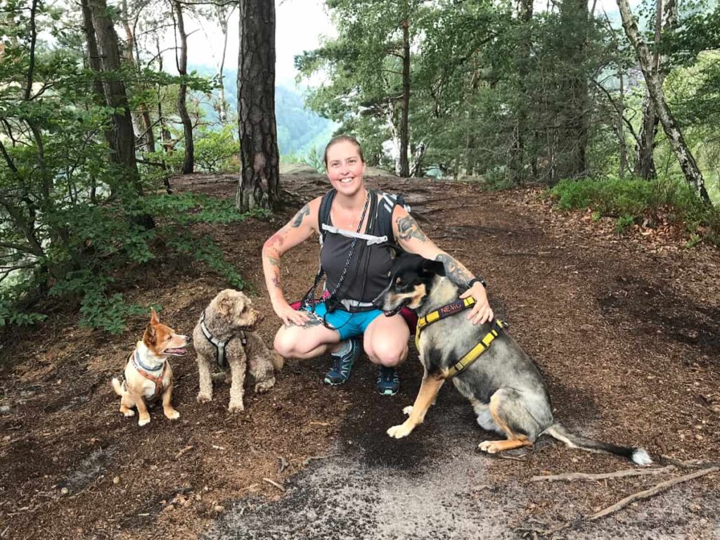 Sanny's Dogwalker Ausbildung - Hundeschule Nürnberg